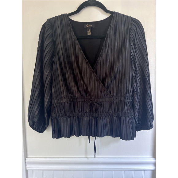 Japna Black Half Sleeve Silky Pleated Satin Crop Blouse Size Large - Picture 1 of 6